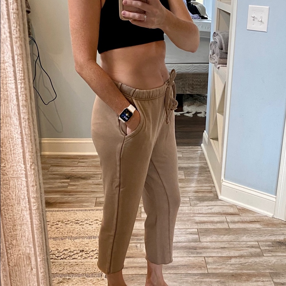 Crop sweatpants from Aerie. Size Small.